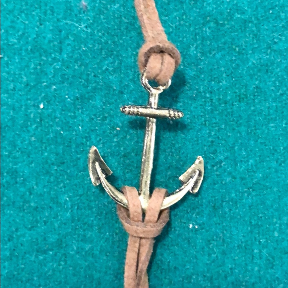 Anchor bracelet
